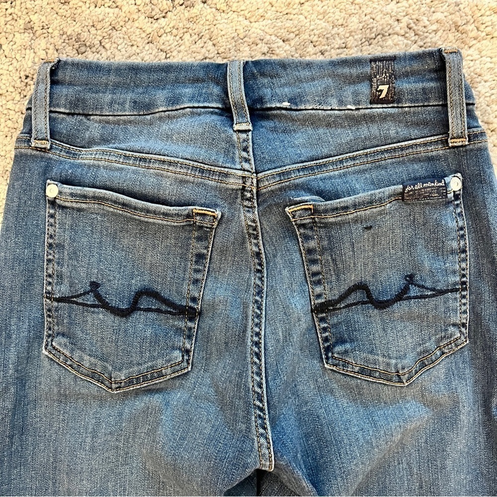 7 For All Mankind Kimmie Straight Leg Mid Rise Jeans, Medium Blue Wash - Size 25 - Picture 5 of 16